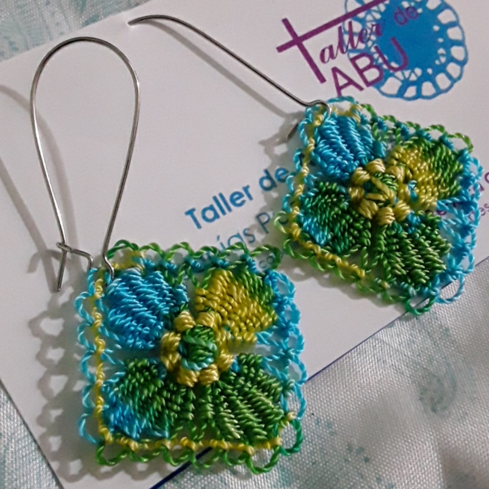 Handmade three tones earrings